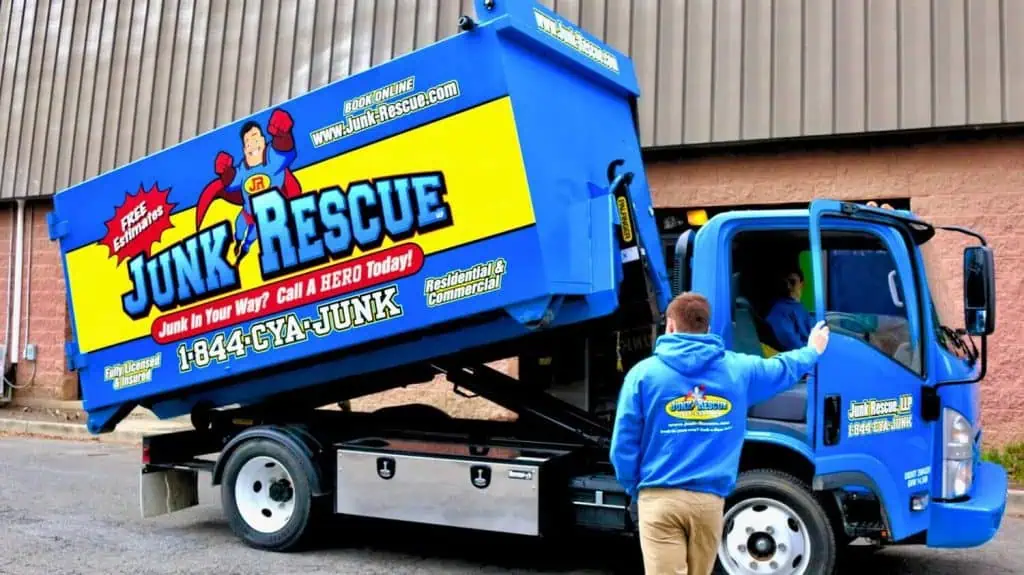 junk rescue truck and team